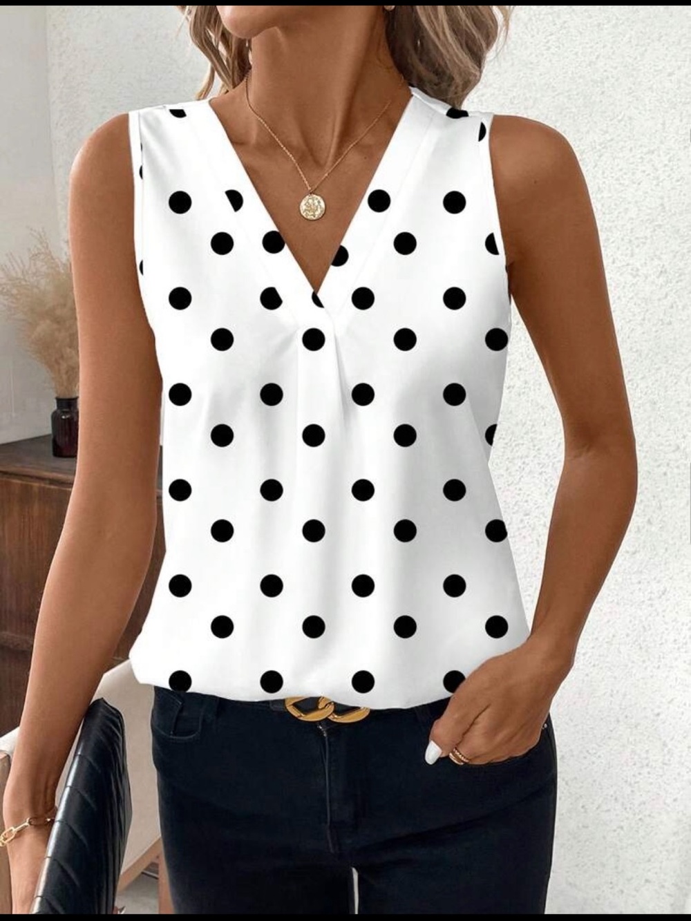 BRAND NEW Sleeveless V-Neck Polka Dot Tank Top - White/Black